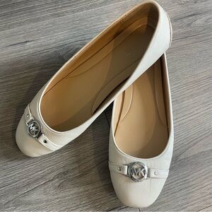 Michael Kors Flats Size 9.5